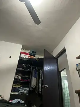 Snapshot of Magicerosxx69 chatting on 02.08.26 Magicerosxx69 online show from 02.08.26