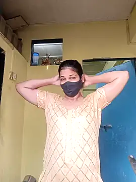 Snapshot of indianliza chatting on 12.17.24 indianliza online show from 12.17.24