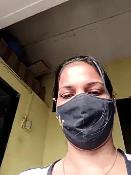 Snapshot of indianliza chatting on 02.28.25 indianliza online show from 02.28.25