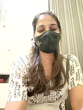 Snapshot of indianliza chatting on 03.02.25 indianliza online show from 03.02.25