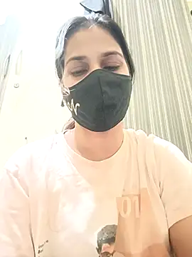 Snapshot of indianliza chatting on 03.10.25 indianliza online show from 03.10.25