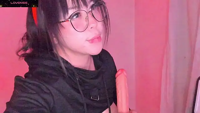 Snapshot of GalaxGnn_ chatting on 12.24.24 GalaxGnn online show from 12.24.24