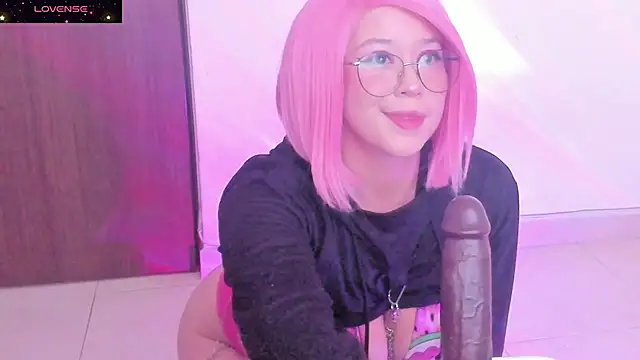 Snapshot of GalaxGnn_ chatting on 02.02.25 GalaxGnn online show from 02.02.25