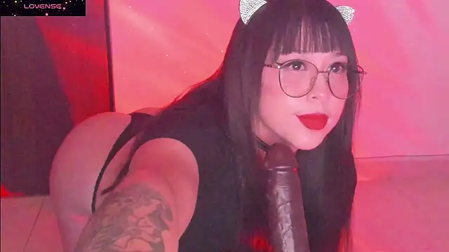 Snapshot of GalaxGnn_ chatting on 02.05.25 GalaxGnn online show from 02.05.25