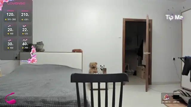 Brooooke online show from 10.31.25