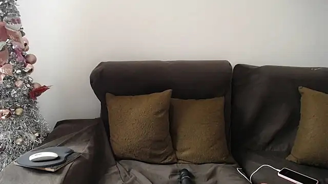 sara winehouse1 online show from 01.08.25