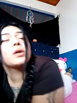 sara winehouse1 online show from 02.02.25