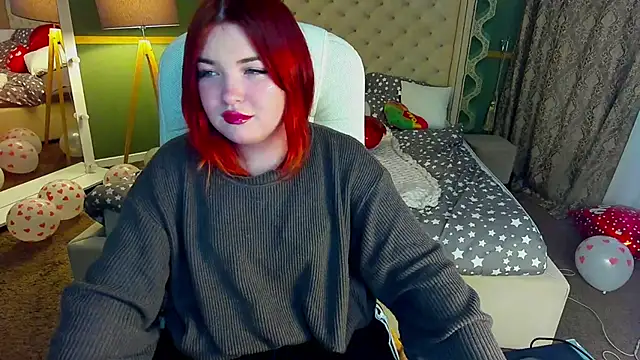 RosieMoons online show from 02.15.25