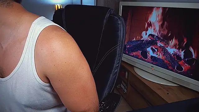 officeman7 online show from 01.04.25