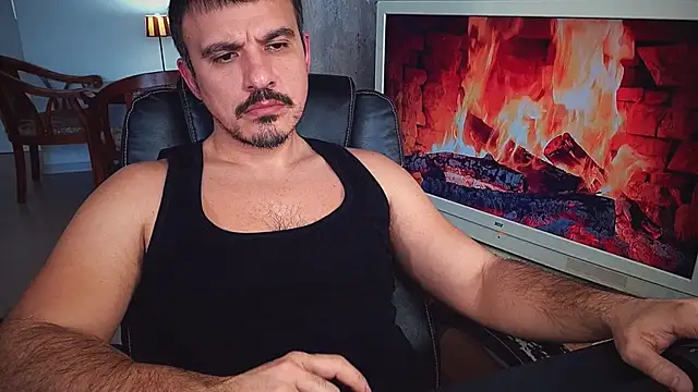 officeman7 online show from 01.14.25