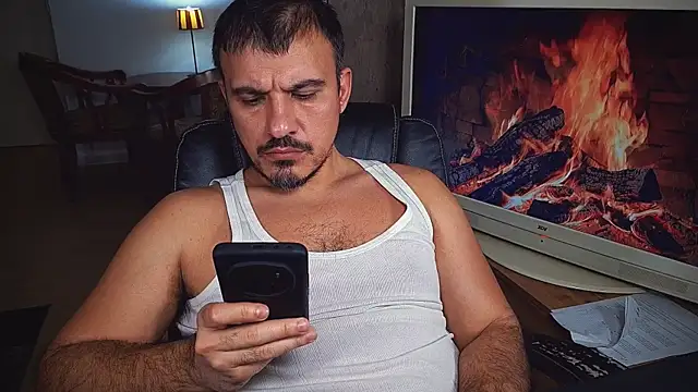 officeman7 online show from 02.04.25