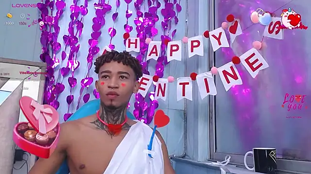 sexy blacks  online show from 02.14.25