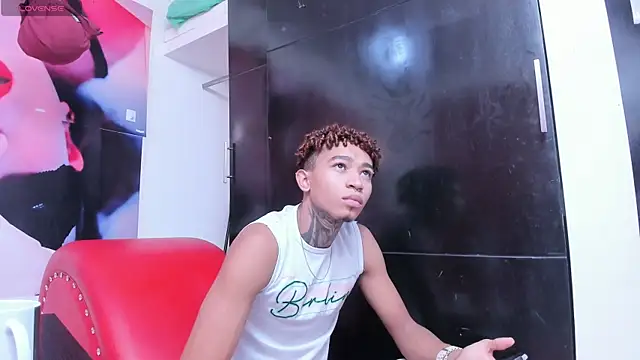 sexy blacks  online show from 02.24.25