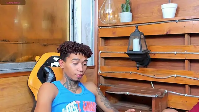 sexy blacks  online show from 09.18.25