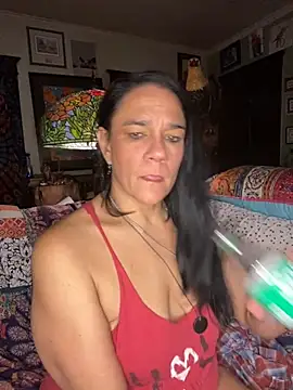 Snapshot of sexyasscougar chatting on 10.17.25 sexyasscougar online show from 10.17.25