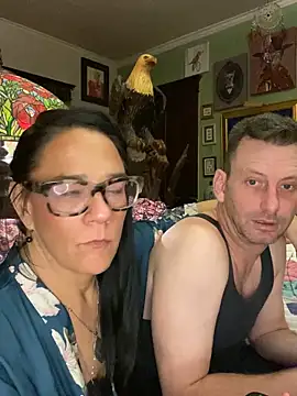 Snapshot of sexyasscougar chatting on 11.23.25 sexyasscougar online show from 11.23.25