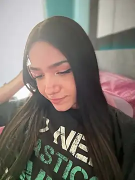 ShannonShanny online show from 03.19.25