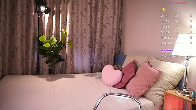 Snapshot of askaudrey_ chatting on 02.22.26 askaudrey online show from 02.22.26