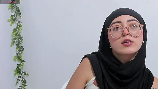 Snapshot of aysel_elid chatting on 01.25.25 aysel elid online show from 01.25.25