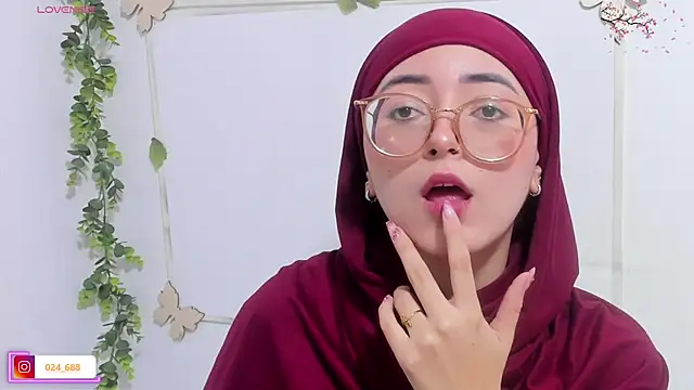 Snapshot of aysel_elid chatting on 01.08.26 aysel elid online show from 01.08.26