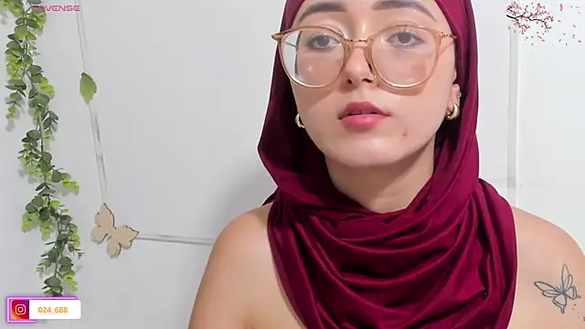 Snapshot of aysel_elid chatting on 02.10.26 aysel elid online show from 02.10.26