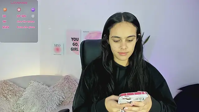 Snapshot of ChloeHarper_ chatting on 02.20.25 ChloeHarper online show from 02.20.25