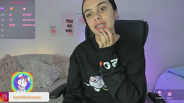 Snapshot of ChloeHarper_ chatting on 03.04.25 ChloeHarper online show from 03.04.25