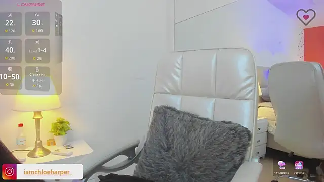 ChloeHarper  online show from 11.29.25