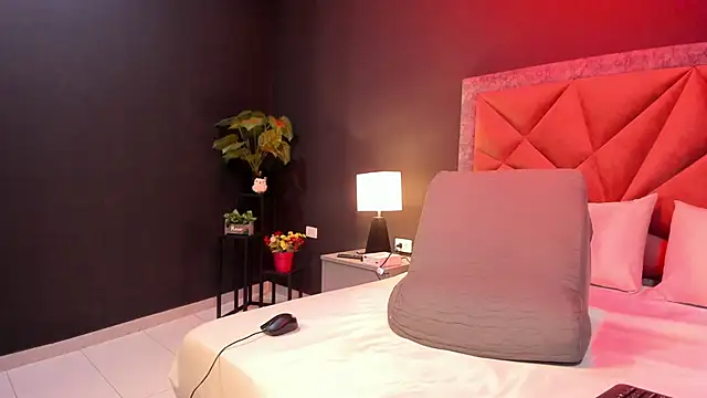 Snapshot of mia_milff chatting on 01.06.26 mia milff online show from 01.06.26