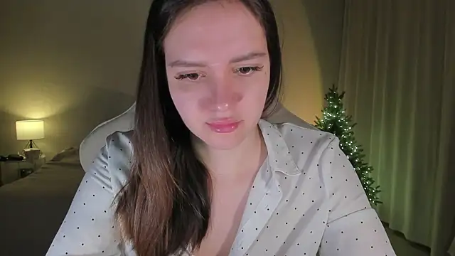 Snapshot of Sonia_moon_ chatting on 01.08.25 Sonia moon  online show from 01.08.25