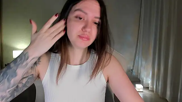 Snapshot of Sonia_moon_ chatting on 01.20.25 Sonia moon  online show from 01.20.25