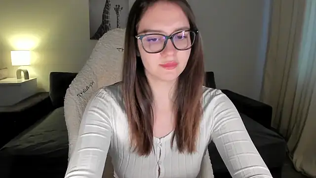Snapshot of Sonia_moon_ chatting on 03.02.25 Sonia moon  online show from 03.02.25