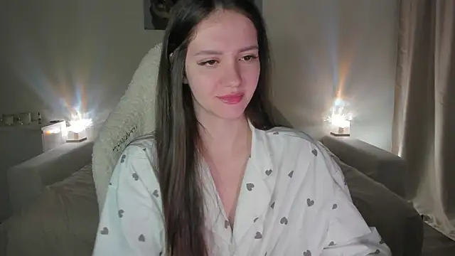 Snapshot of Sonia_moon_ chatting on 10.07.25 Sonia moon  online show from 10.07.25