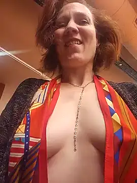 Exhibitionsplit online show from 02.09.25