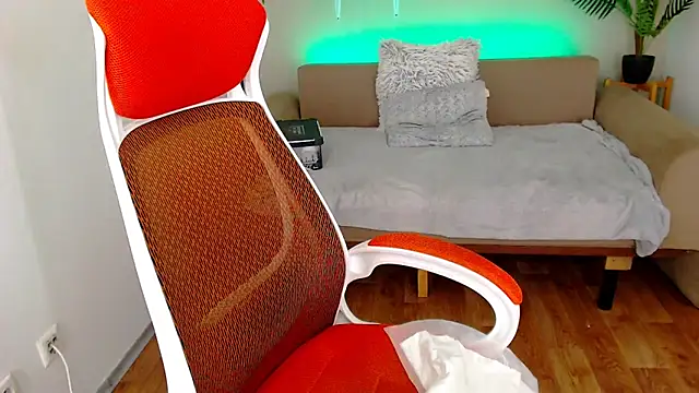 Snapshot of RedHeadBridget chatting on 01.30.25 RedHeadBridget online show from 01.30.25