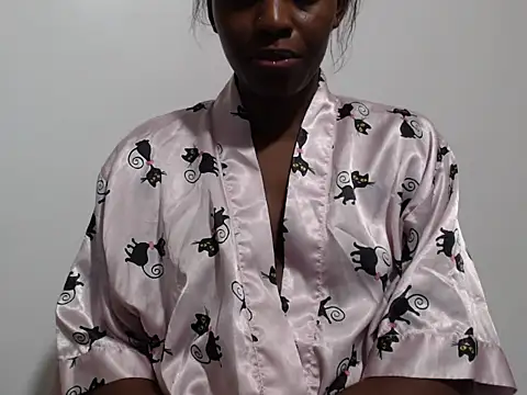 black   ghodess online show from 11.12.25