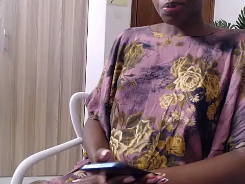 black   ghodess online show from 06.05.26
