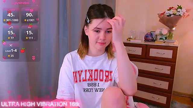 cutie mili online show from 10.10.25