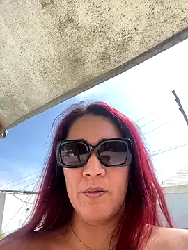 Snapshot of LISA_BULLOCK_ chatting on 10.10.25 LISA BULLOCK  online show from 10.10.25