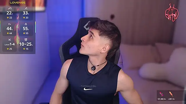 Snapshot of thomklein chatting on 02.16.26 thomklein online show from 02.16.26