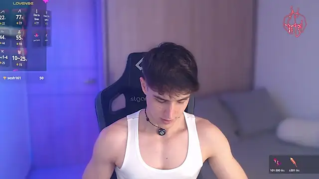 Snapshot of thomklein chatting on 03.07.26 thomklein online show from 03.07.26