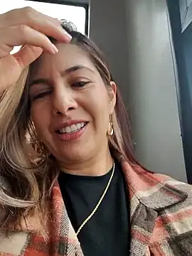 scarlett moore online show from 03.07.26