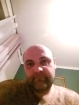 Snapshot of OwlosionyMisiek1991 chatting on 02.21.25 OwlosionyMisiek1991 online show from 02.21.25