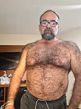 Snapshot of chainjulious chatting on 10.23.25 chainjulious online show from 10.23.25