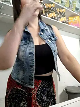 Snapshot of Mia_Novikov chatting on 09.29.25 Mia Novikov online show from 09.29.25