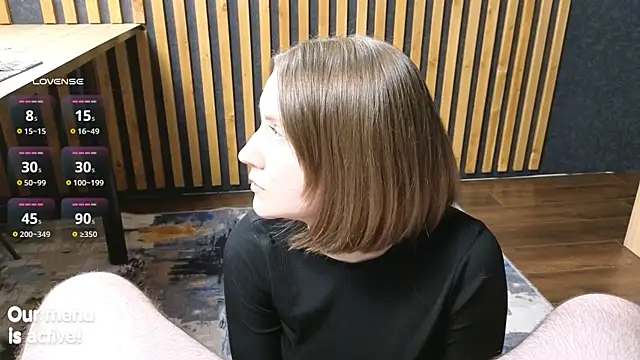 Snapshot of alicepugh chatting on 11.12.25 alicepugh online show from 11.12.25