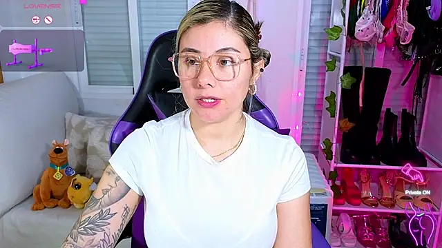 Tawny cox online show from 01.13.25