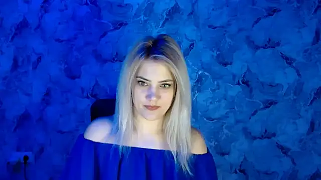 Snapshot of nika_gold1 chatting on 03.15.25 nika gold1 online show from 03.15.25