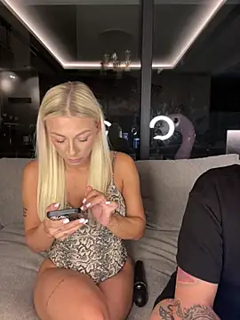 SexOnMyLvL online show from 07.08.26