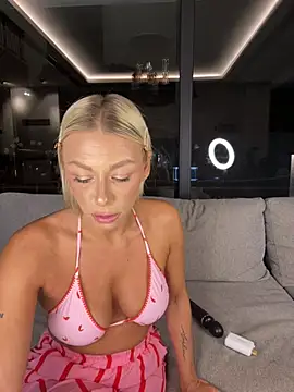 SexOnMyLvL online show from 07.29.26